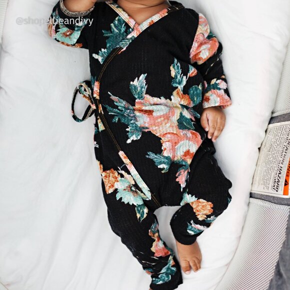 Peco Baby 3-6M Black Floral Kimono Long Sleeve Romper - Picture 5 of 7